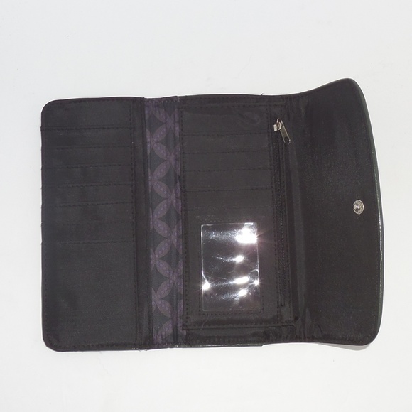 Franco Sarto Green Leather Tri-Fold Wallet - Picture 4 of 7